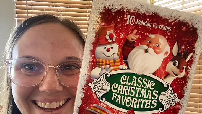 Amazon.com: Classic Christmas Favorites (Repackage/DVD